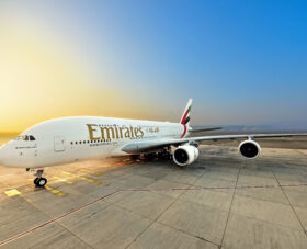 Emirates Aralık Ayında Teslim Edilecek Üç A380 Uçağından İlkini Karşıladı